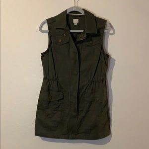 Army green long utility vest
